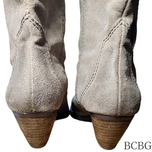 BCBGeneration BG Holland Western Style Boots - Picture 8 of 13